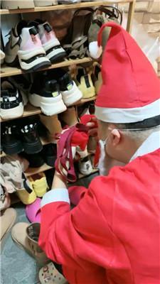 伊晨双S-多双脏鞋物化人体擦鞋器 bf48731