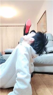 紫烟高跟黑丝美腿踩虐/转胯狗爬 bf48727