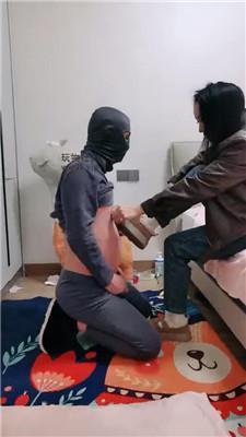 啊雅牛仔裤坐脸窒息/雪地靴白袜踩虐 bf48735