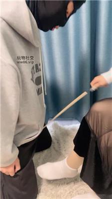 沐沐大大白袜脚踩虐/藤条狠抽 JS241224-5