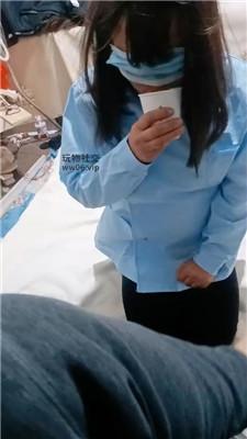 伪娘和人妻跪舔裸足赏赐喝圣水 JS241224-14