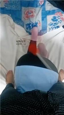 伪娘和人妻跪舔裸足赏赐喝圣水 JS241224-14