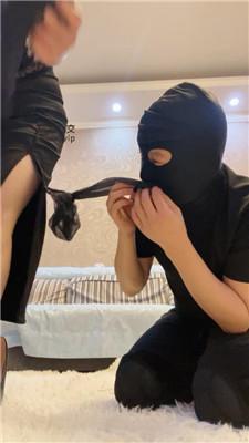 颜主高跟黑丝踩虐/坐脸窒息 JS250108-16