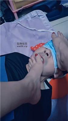 朝朝近距离-裸足狂舔 bf49156