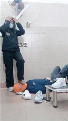 奇了怪了酸臭玉足碾压踩/鞭打 JS250107-20