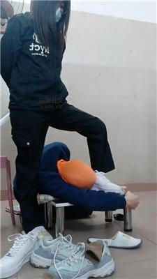 奇了怪了酸臭玉足碾压踩/鞭打 JS250107-20