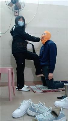 奇了怪了酸臭玉足碾压踩/鞭打 JS250107-20