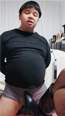 甜音坐脸腿绞窒息/长靴网袜踢裆 bf49114