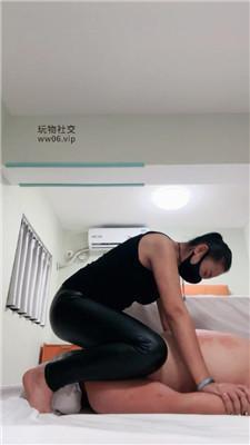 可馨双S-捆绑轮流踩踏 bf49119