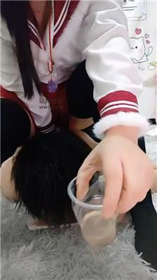 广西木木可爱女主-强制舔卫生巾/骑狗背 JS250107-28