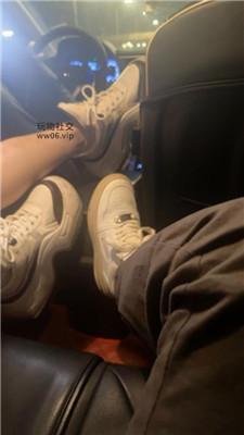 不知名双S-坐脸/闻舔脚/白袜比赛/深喉/轮流转胯双视角版 bf49130