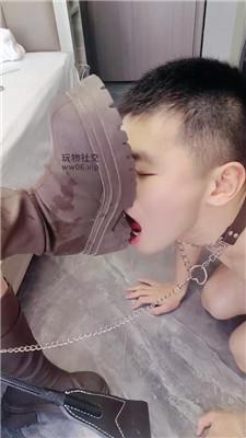 苏苏不苏虐乳脚下喂食/清理脏长靴 JS250106-2