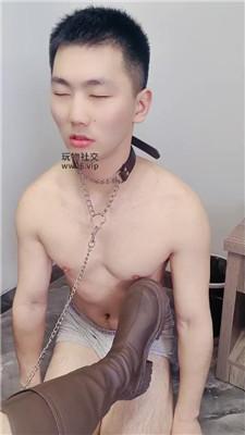 苏苏不苏虐乳脚下喂食/清理脏长靴 JS250106-2