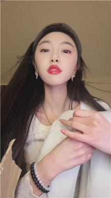 凉子臀榨 250105-3