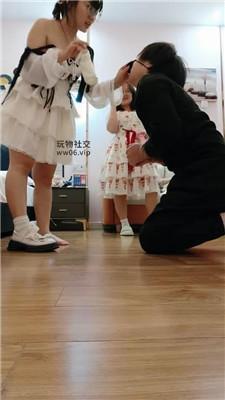 乐乐双S-捆绑白袜塞嘴虐打 JS250103-34