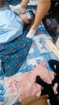 伪娘和人妻喜欢白棉袜的cd奴 JS250104-1