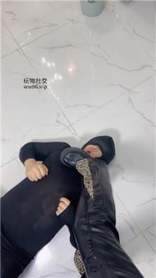 素人挖掘机皮裤女神骑马转胯/全体重踩踏 bf48986