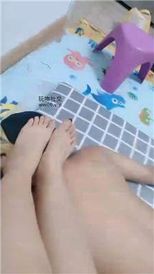 樱花落情侣奴-奴下奴-美腿跳踩 JS250116-20