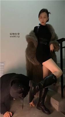 冰卿户外楼道长靴踩踏喂食 bf49335