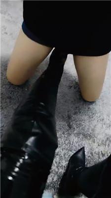 璀璨女王高跟长靴踩虐/滴蜡 JS250114-7