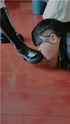 文文文文双S-黑白长靴素人暴力踢踹 JS250113-41