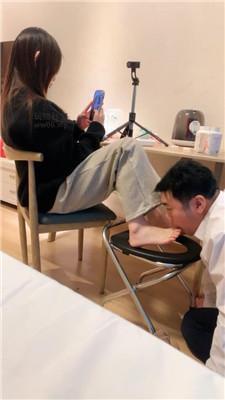 胖虎沉浸式-舔素人的脚丫 JS250114-4