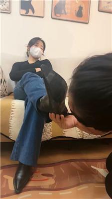 辣姐母狗除臭-高跟短靴+白棉袜/臭脚窒息/喂口水抽耳光 bf48338