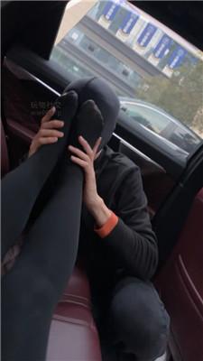 狗哥车内调-长靴捂黑丝白袜虐 JS250124-1