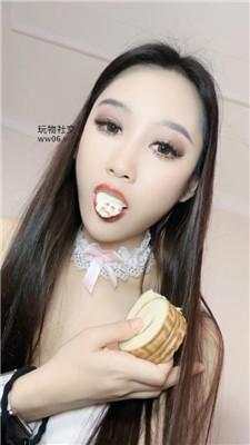 猫神沉浸式-羞辱喂食呕吐物 bf49664