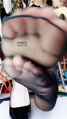 美柠短黑丝实名骂喷 250123-7