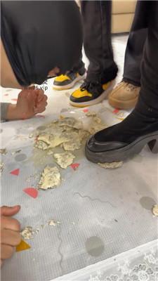 深情6S鞋底碾踩馒头喂食/群踩踏钻胯 bf49668