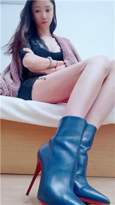 水蜜樱桃贱狗爬过来 250123-21