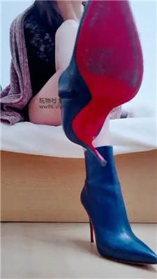 水蜜樱桃贱狗爬过来 250123-21