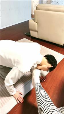 魔仙集中地白棉袜小姐姐羞辱奴隶 JS250124-14