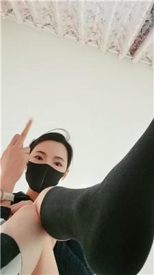 皮皮长靴捂了一天的黑棉袜虐男友 bf49609