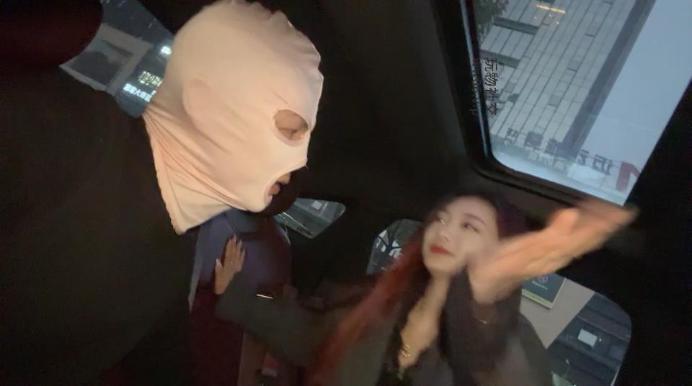 狗哥车内素人S长靴黑丝强迫虐我 JS250122-30