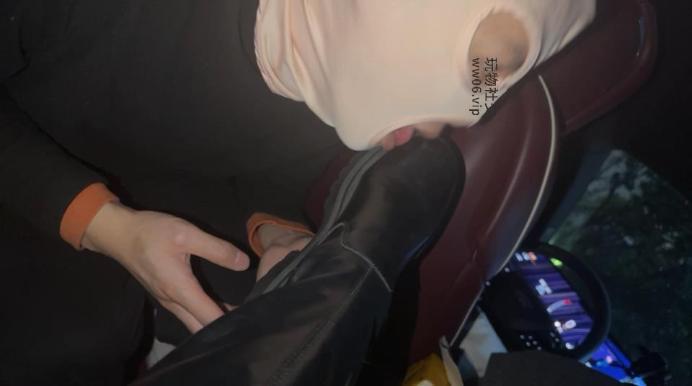 狗哥车内素人S长靴黑丝强迫虐我 JS250122-30