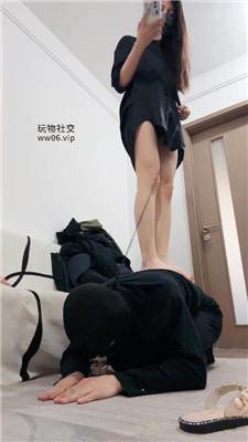 南夕脏裸足S-强迫狗啃吃臭脚 JS250122-13