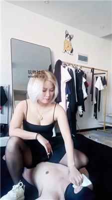 冷皇骑马抽耳光鞭打/小白鞋黑丝踢踹 bf49566