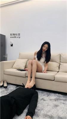 千千礼仪小姐S-转胯狗爬/腿绞/脚插嘴/鞭打 bf49562