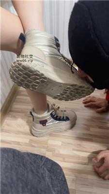 艾斯骑马骑脖/强制舔高帮脏鞋白棉袜 bf49561