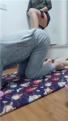 思纯性感黑丝美腿踩虐鞭打上 bf49559