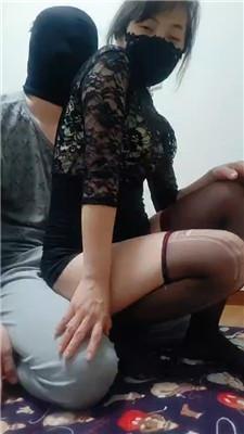 思纯性感黑丝美腿踩虐鞭打上 bf49559