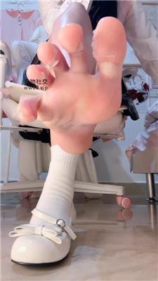 砂糖过来吃脚皮 250118-24