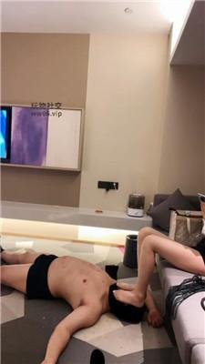 小格品尝酸臭脚丫/高跟短靴踩 JS250118-29