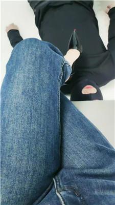 云儿强迫奴吃脚丫死皮 JS250118-26