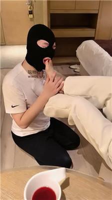 曼妮老师下跪狗舌清理贝壳头白棉袜 JS250118-23