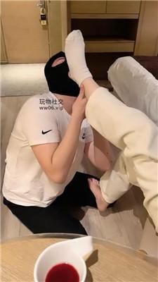 曼妮老师下跪狗舌清理贝壳头白棉袜 JS250118-23