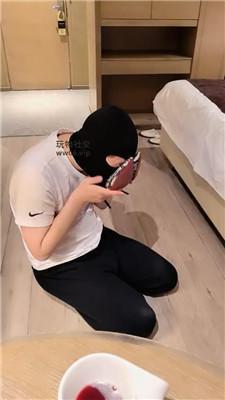 曼妮老师下跪狗舌清理贝壳头白棉袜 JS250118-23