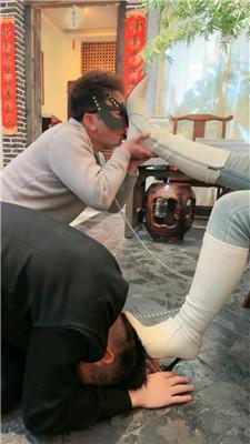 傲雪茶室女老板骑马驯化奴隶下 bf49814